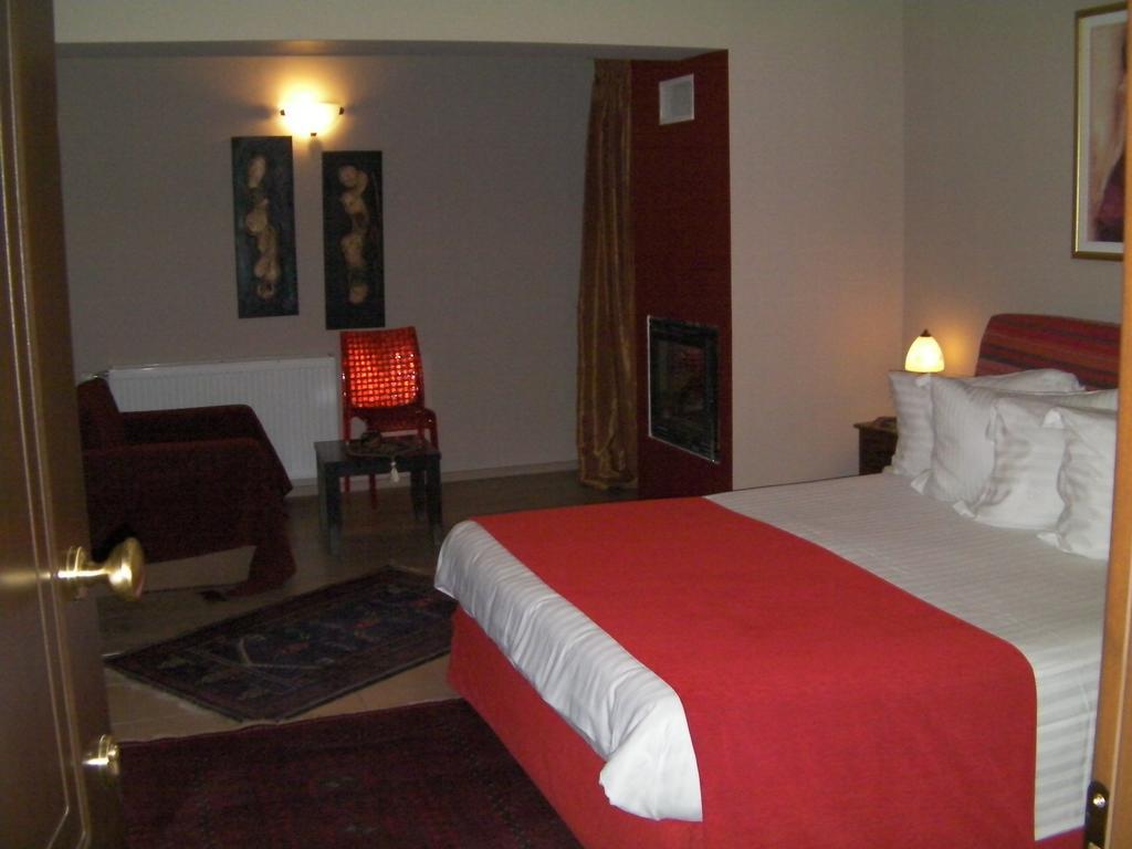 Pandion Luxury Boutique Hotel & Suites With Spa نيوكوريون المظهر الخارجي الصورة