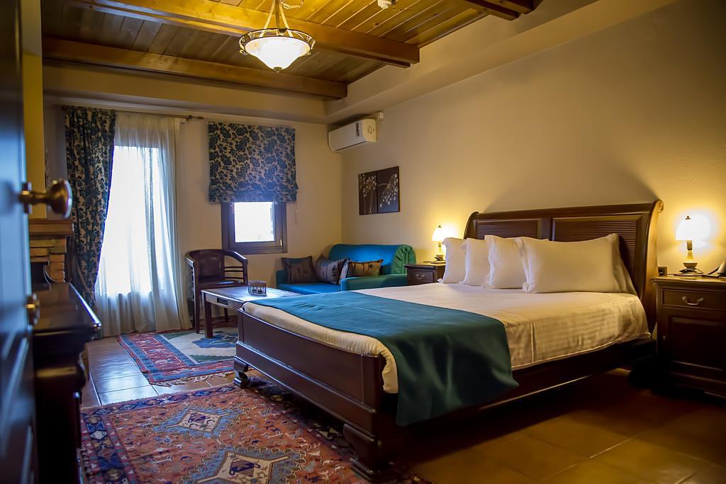 Pandion Luxury Boutique Hotel & Suites With Spa نيوكوريون المظهر الخارجي الصورة
