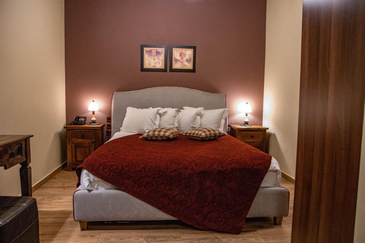 Pandion Luxury Boutique Hotel & Suites With Spa نيوكوريون المظهر الخارجي الصورة
